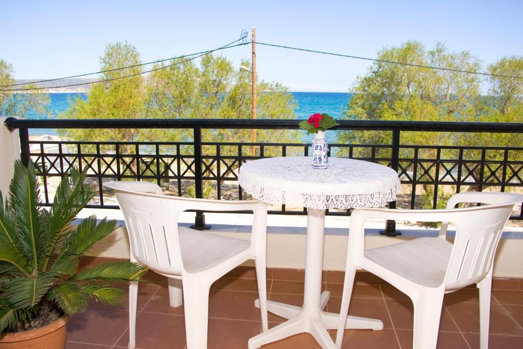 Garifalo Apartments カリヴェス エクステリア 写真