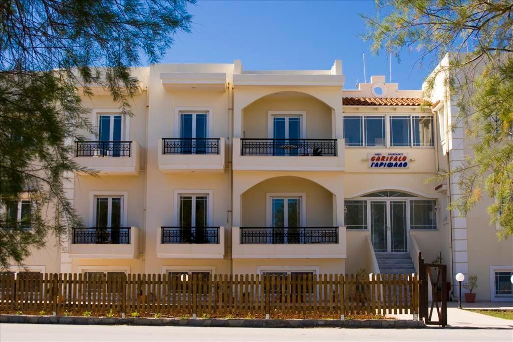 Garifalo Apartments カリヴェス エクステリア 写真
